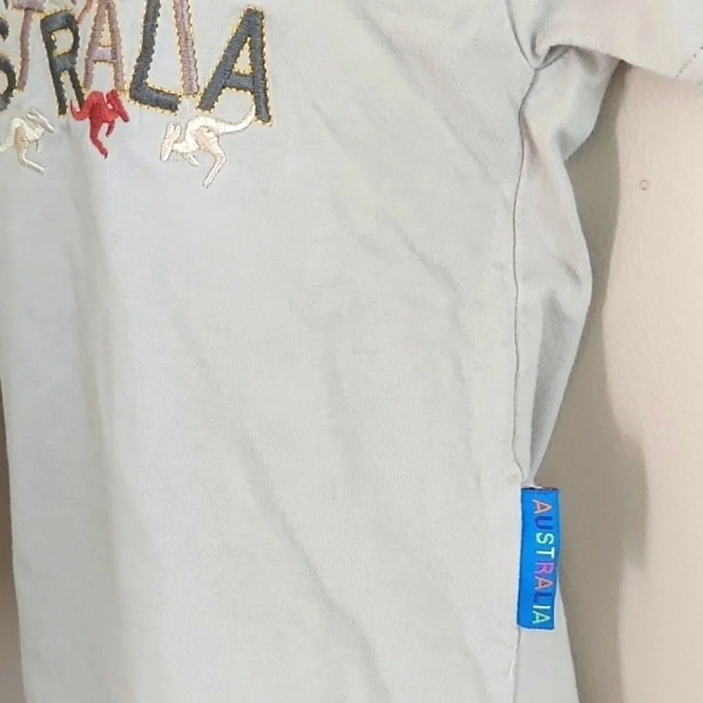 Australian souvenir kids short sleeve tee shirt - khaki green - size 2T/3T